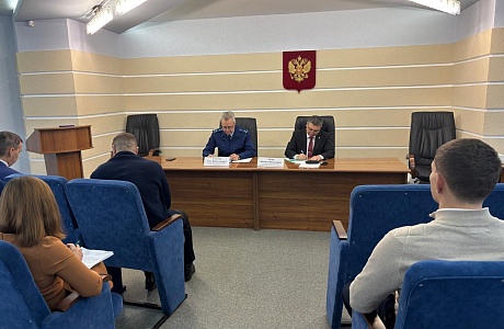 Уполномоченный по защите прав предпринимателей Михаил Лисин принял участие в рабочей встрече с представителями торговых сетей
